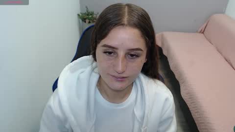 Snapshot of mia_diaz1 chatting on February 19, 2026, 2:02 pm Mia online show from February 19, 2026, 2:02 pm