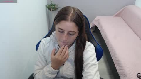 Snapshot of mia_diaz1 chatting on February 25, 2026, 1:54 pm Mia online show from February 25, 2026, 1:54 pm