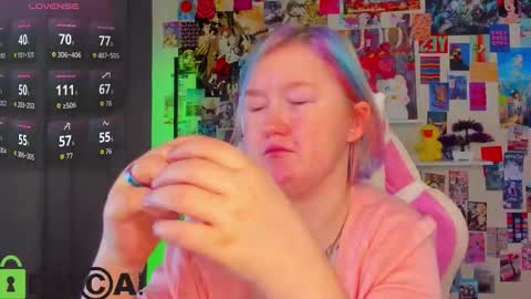 Mia online show from January 14, 2026, 3:01 am