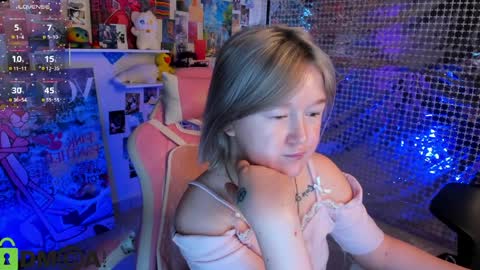 Mia online show from March 30, 2026, 3:07 am