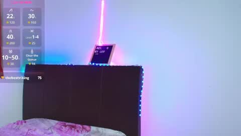 Snapshot of mia_fernand chatting on June 25, 2026, 5:12 am mia_fernand online show from June 25, 2026, 5:12 am