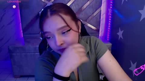Mia online show from May 11, 2026, 4:04 pm