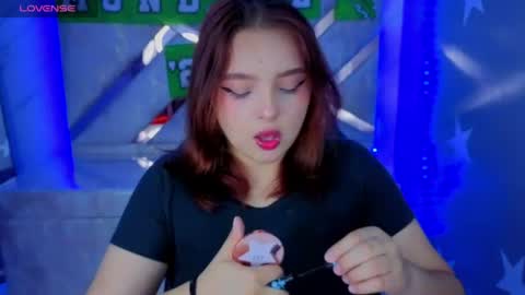 Snapshot of mia_foster_t chatting on July 4, 2026, 1:28 pm Mia online show from July 4, 2026, 1:28 pm