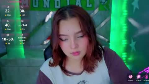 Snapshot of mia_foster_t chatting on July 6, 2026, 3:58 pm Mia online show from July 6, 2026, 3:58 pm