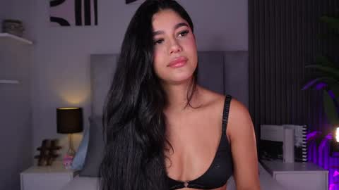 Snapshot of mia_gabbaai chatting on April 22, 2026, 12:50 pm Mia online show from April 22, 2026, 12:50 pm