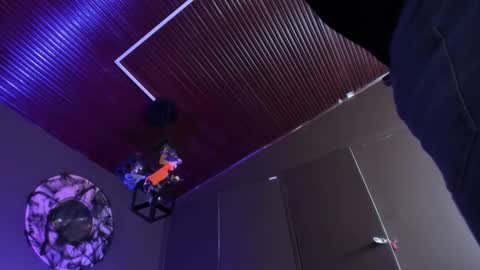 Val  online show from October 24, 2025, 11:06 am