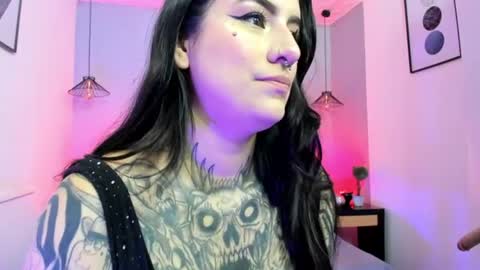 Snapshot of mia_jagger chatting on July 17, 2026, 3:24 am Val online show from July 17, 2026, 3:24 am