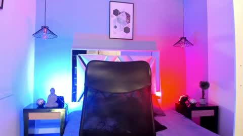 Snapshot of mia_jagger chatting on July 18, 2026, 3:11 am Val online show from July 18, 2026, 3:11 am