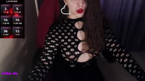 MiaJoy online show from February 4, 2026, 9:37 am