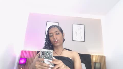 Snapshot of mia_kheleer chatting on February 27, 2026, 6:08 pm Mia online show from February 27, 2026, 6:08 pm