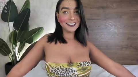 Snapshot of mia_lacy chatting on February 26, 2025, 7:49 pm mia_lacy online show from February 26, 2025, 7:49 pm