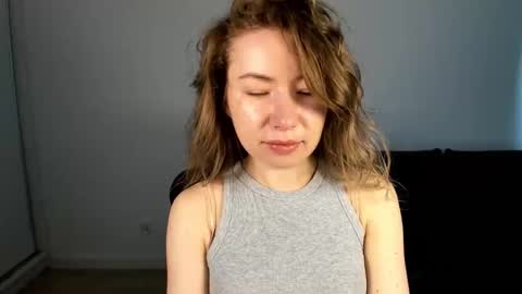 Snapshot of mia_luxx92 chatting on April 29, 2026, 6:39 am Mia online show from April 29, 2026, 6:39 am