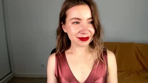 Snapshot of mia_luxx92 chatting on May 10, 2026, 1:27 pm Mia online show from May 10, 2026, 1:27 pm