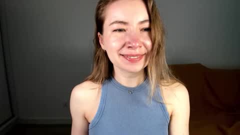 Snapshot of mia_luxx92 chatting on May 15, 2026, 7:04 am Mia online show from May 15, 2026, 7:04 am