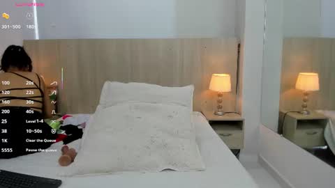 Snapshot of mia_mercier chatting on June 21, 2026, 11:35 am Mia Mercier online show from June 21, 2026, 11:35 am