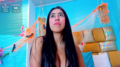 mia montess online show from November 1, 2025, 1:57 pm