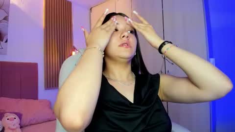 Mia Nevaeh - follow me online show from January 14, 2026, 8:36 pm