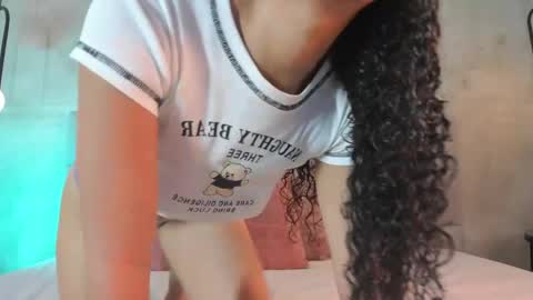 Snapshot of mia_phalmerr chatting on May 30, 2026, 12:02 pm Mia Phalmer online show from May 30, 2026, 12:02 pm