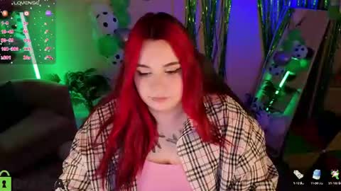 Mia online show from June 15, 2026, 1:08 am