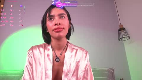 Snapshot of mia_reeves chatting on May 7, 2026, 6:46 pm Mia Reeves online show from May 7, 2026, 6:46 pm