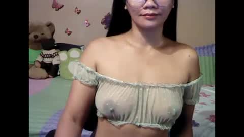 Snapshot of mia_rein chatting on February 23, 2025, 1:02 am mia_rein online show from February 23, 2025, 1:02 am