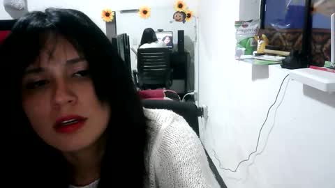 mia_robeerts online show from March 5, 2026, 9:11 pm