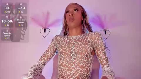 mia_royal online show from February 25, 2026, 6:28 pm