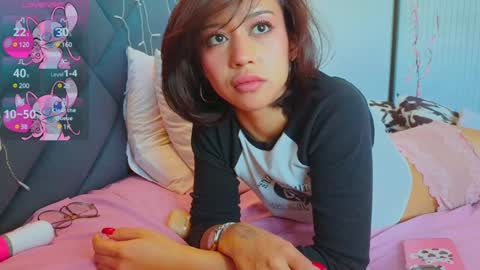 Mia online show from January 24, 2025, 10:11 am