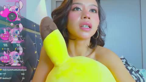 Mia online show from March 7, 2025, 7:30 am