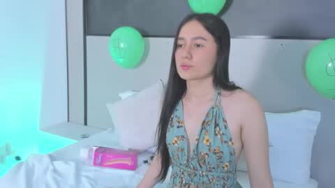 M I A online show from March 17, 2026, 12:19 pm