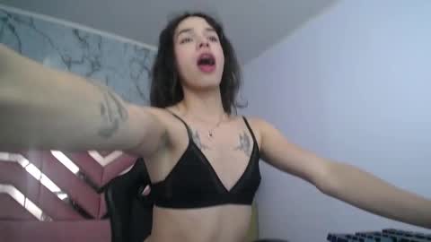 Snapshot of mia_swift_ch chatting on November 11, 2025, 2:11 am mia_swift_ch online show from November 11, 2025, 2:11 am