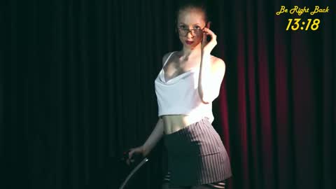 Mia online show from March 26, 2026, 9:26 am