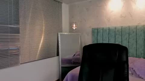 Snapshot of mia_velmont chatting on July 2, 2026, 3:17 am Miaaa online show from July 2, 2026, 3:17 am