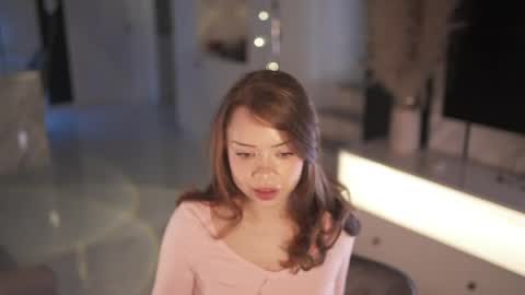 VixenMia online show from April 8, 2026, 3:28 am