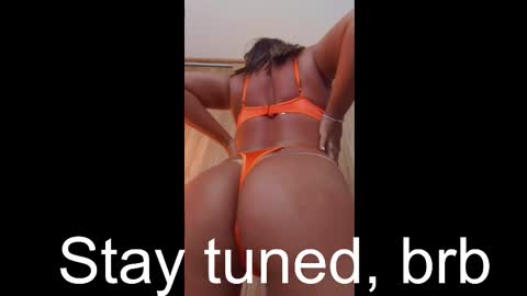 Snapshot of mia_walkerx3 chatting on January 5, 2026, 5:27 pm Mia online show from January 5, 2026, 5:27 pm