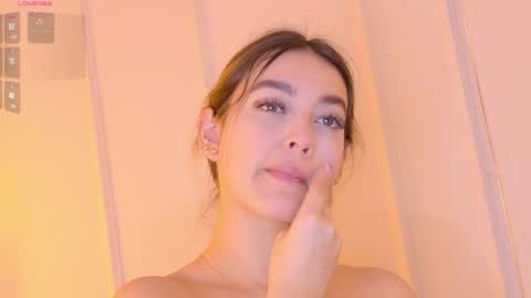 Snapshot of mia_white11 chatting on May 6, 2026, 1:16 pm Mia White online show from May 6, 2026, 1:16 pm