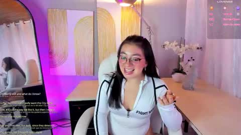 mia_wills_ online show from March 16, 2026, 4:55 pm