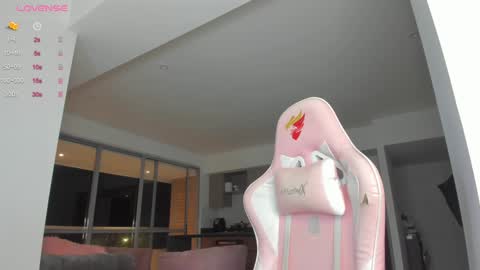     online show from January 22, 2025, 7:03 am