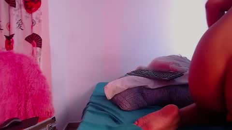 Mia online show from December 15, 2024, 6:59 pm