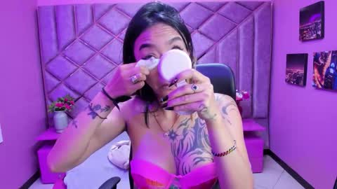 Miaa online show from November 26, 2025, 3:13 pm