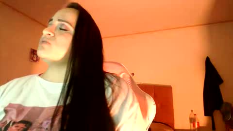 MIA online show from September 15, 2025, 10:54 pm