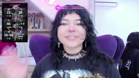 Snapshot of miaamane chatting on December 19, 2025, 12:23 pm Mia online show from December 19, 2025, 12:23 pm