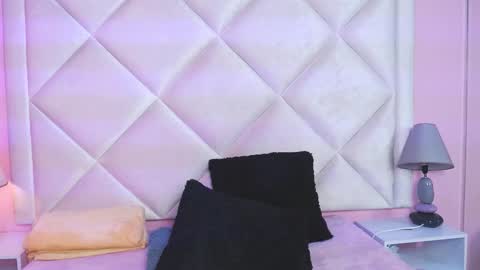 Alexandra online show from November 8, 2025, 3:34 pm