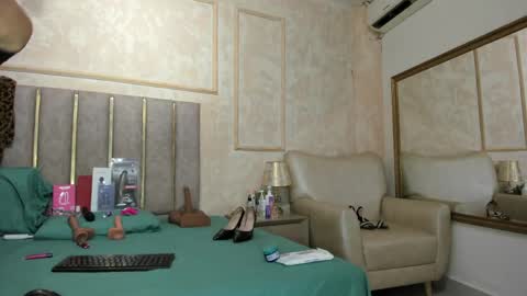 Snapshot of miaasummer chatting on June 1, 2026, 11:34 am Miaasummer online show from June 1, 2026, 11:34 am