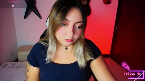 Andrea online show from November 14, 2025, 10:51 pm