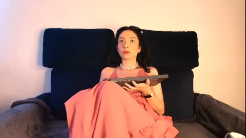 Snapshot of miabeautyxxx chatting on July 14, 2026, 12:11 pm miabeautyxxx online show from July 14, 2026, 12:11 pm
