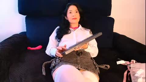 Snapshot of miabeautyxxx chatting on July 29, 2026, 1:53 pm miabeautyxxx online show from July 29, 2026, 1:53 pm