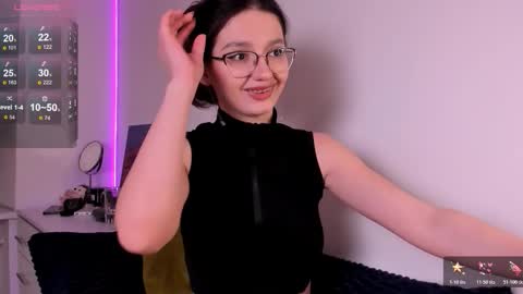 Snapshot of miabellee_ chatting on March 5, 2026, 7:21 pm mia online show from March 5, 2026, 7:21 pm