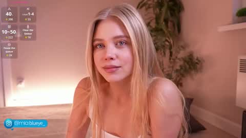 miablueye online show from October 27, 2025, 7:56 am