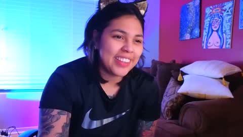 Snapshot of miacanela_xo chatting on December 4, 2024, 12:30 am Mia online show from December 4, 2024, 12:30 am